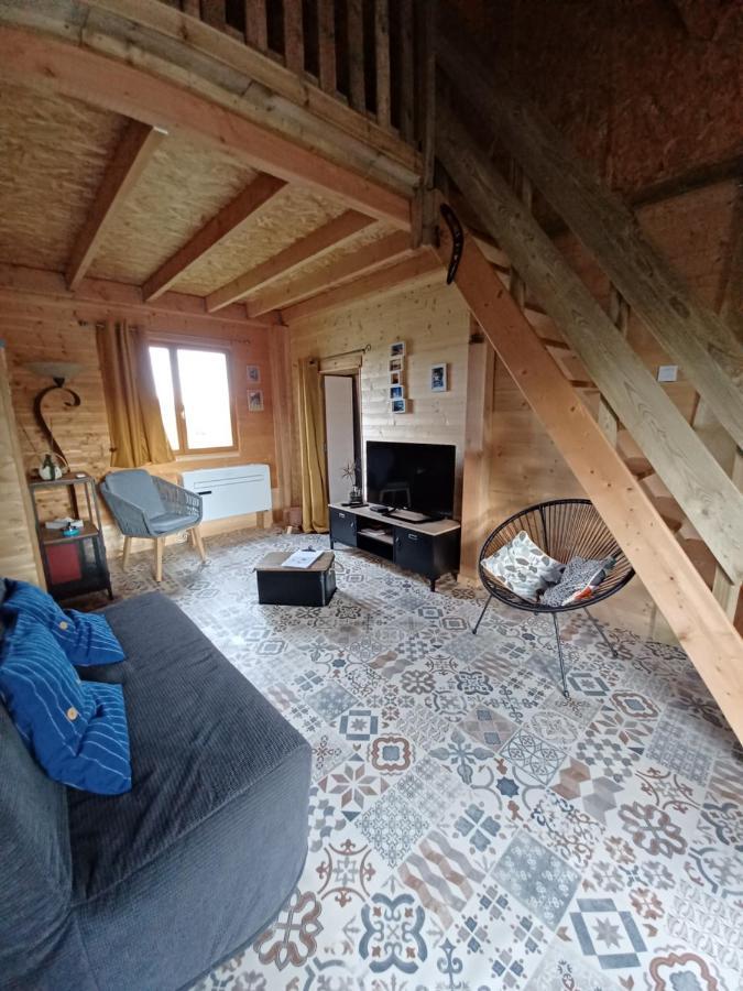Chalet chaleureux avec parking garage motos, vélos La Chapelle-aux-Chasses Extérieur photo